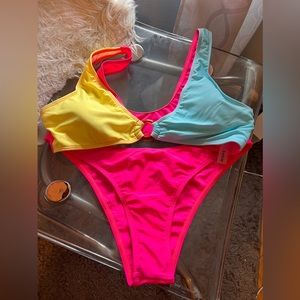 Color block bikini set